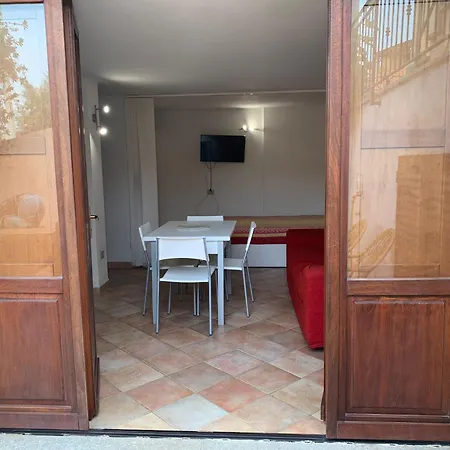 La Pavoncella Sul Mare * Tanaunella